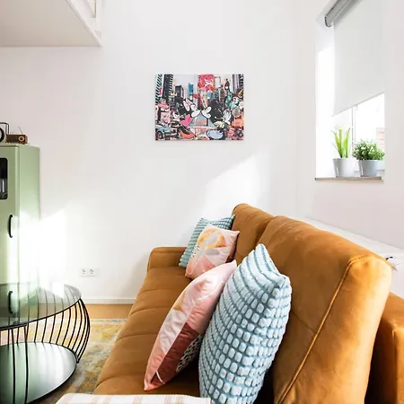 Loftartige In Augsburg-pfersee Apartamento